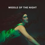 Фото ELLEY DUHE/DENIS FIRST - Middle of the Night